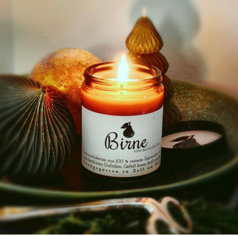 Soy wax candle Birne - from Recycled Light Germany
